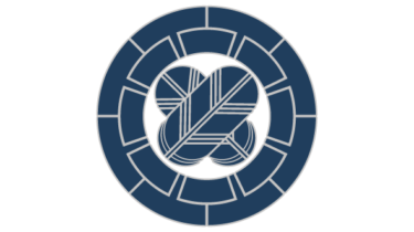 すべて無料！商用利用可！筒描調家紋素材・源氏車ニ違イ鷹ノ羽・無料ダウンロードはこちらから！